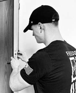 DOOR+PIC (1)