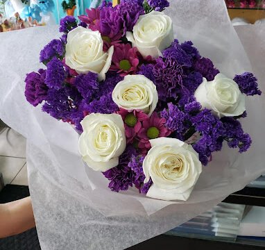 Anna’s Gift & Flower Shop