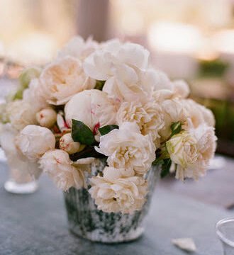 Elmbrook Lane Gifts, Gift Baskets, and Flower Shop