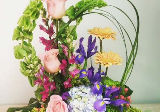 Elaine’s Florist & Gift Baskets