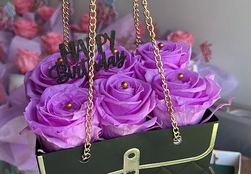 Lola’s Flower Boutique